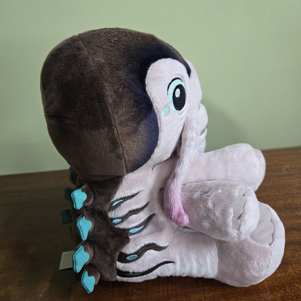 Disney - Pandora World of Avatar Tapirus Plush 11" Stuffed Plush Big Feet NWT - Picture 6 of 7